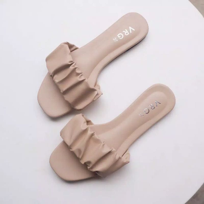 SANDAL TEPLEK WANITA F57