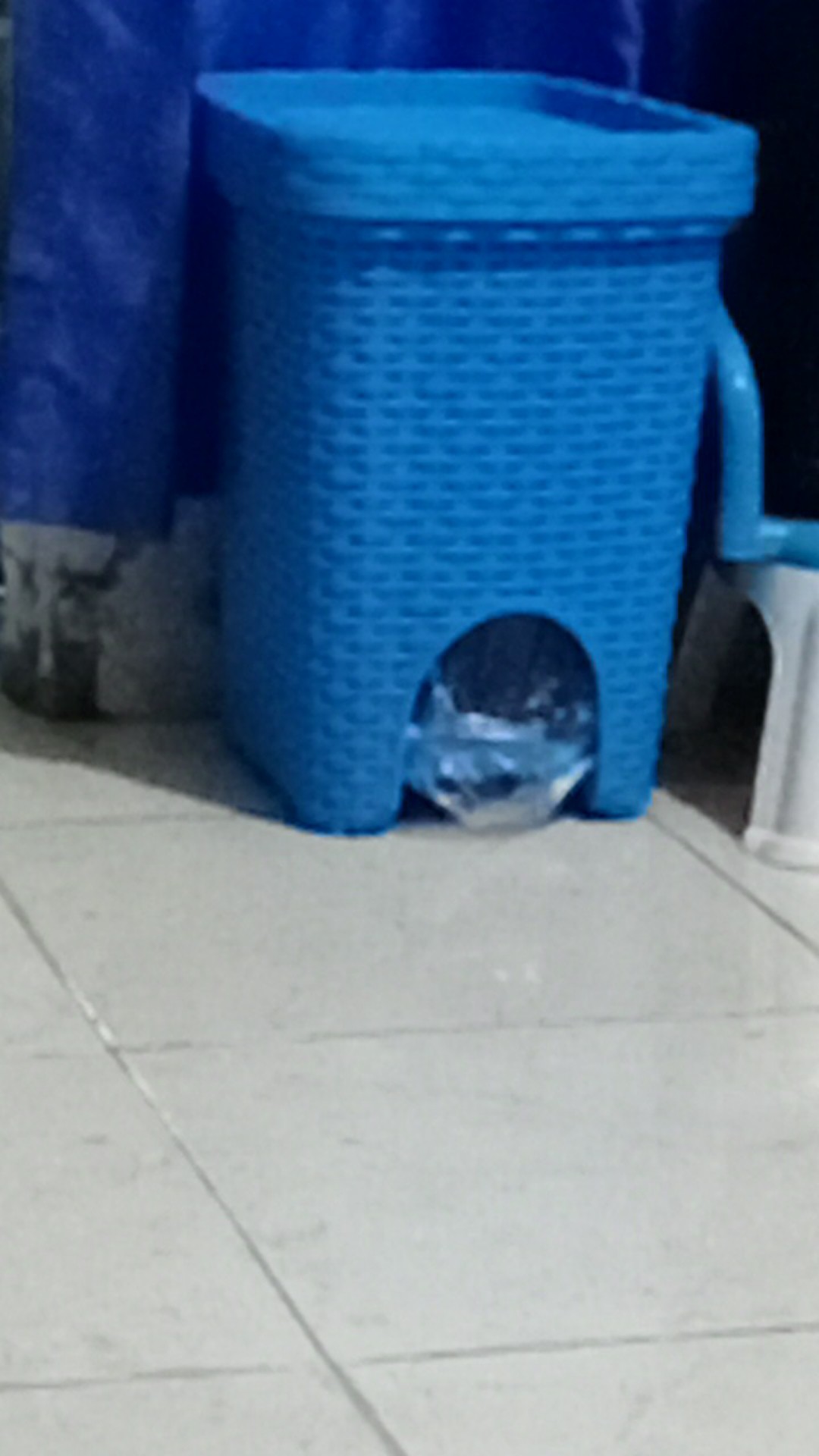 Tempat Sampah Rotan Injak Kiki  / Tong Sampah Indoor  / Keranjang Sampah Genki Market