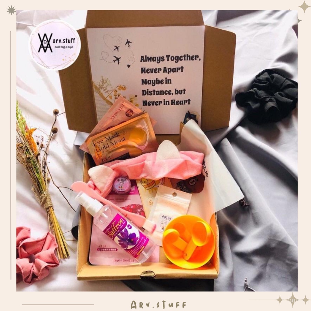 HAMPERS KECANTIKAN SKINCARE WANITA/Hampers Hadiah wisuda kado wedding pernikahan gift box parcel termurah hampers ultah kado murah hari kasih sayang cinta romantis pink valentine day anniversary alat sholat hadiah hari raya murah