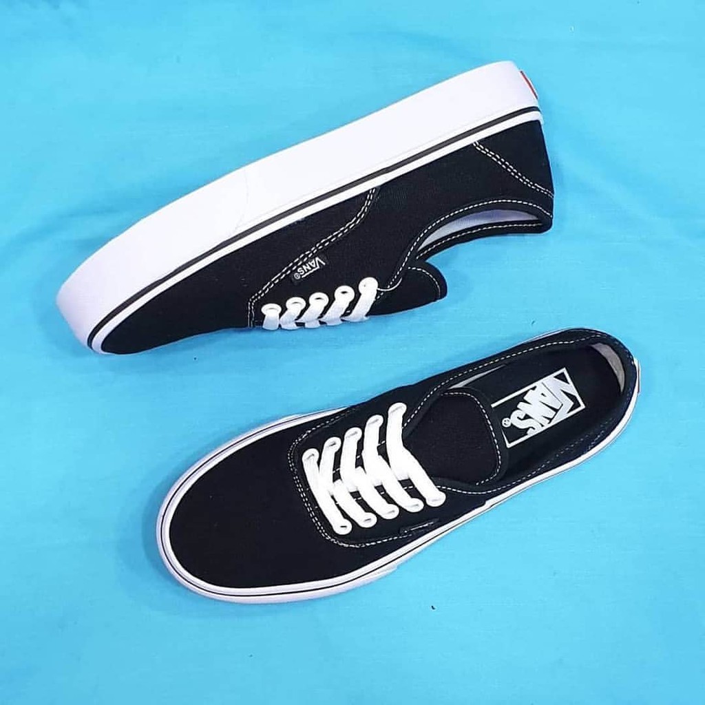 SEPATU VANS AUTHENTIC BLACK HITAM PUTIH SNEAKERS KASUAL KADO HADIAH TERMURAH KERJA KULIAH HANGOUT