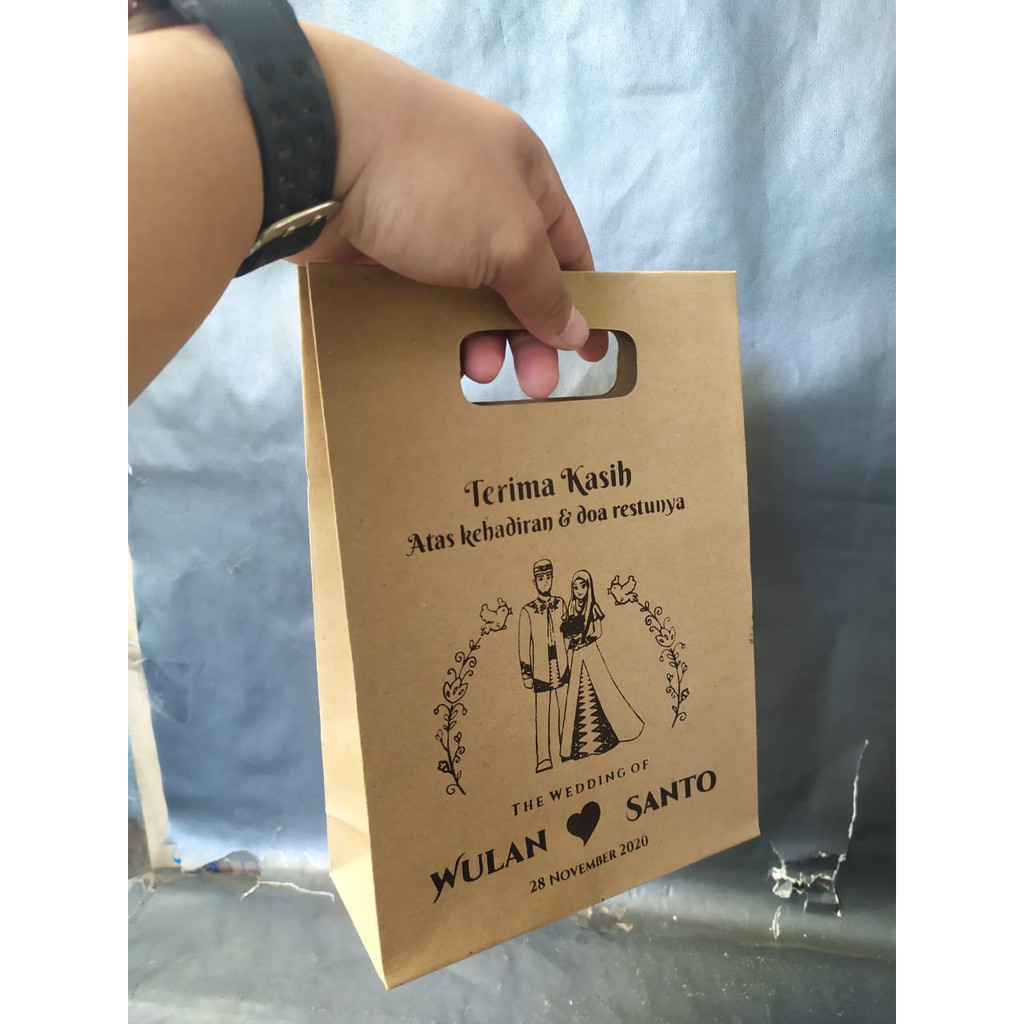 

Paperbag tas kertas model Plong Desain custom P25 L10 T35cm Free Desain cocok Paperbag Skincare