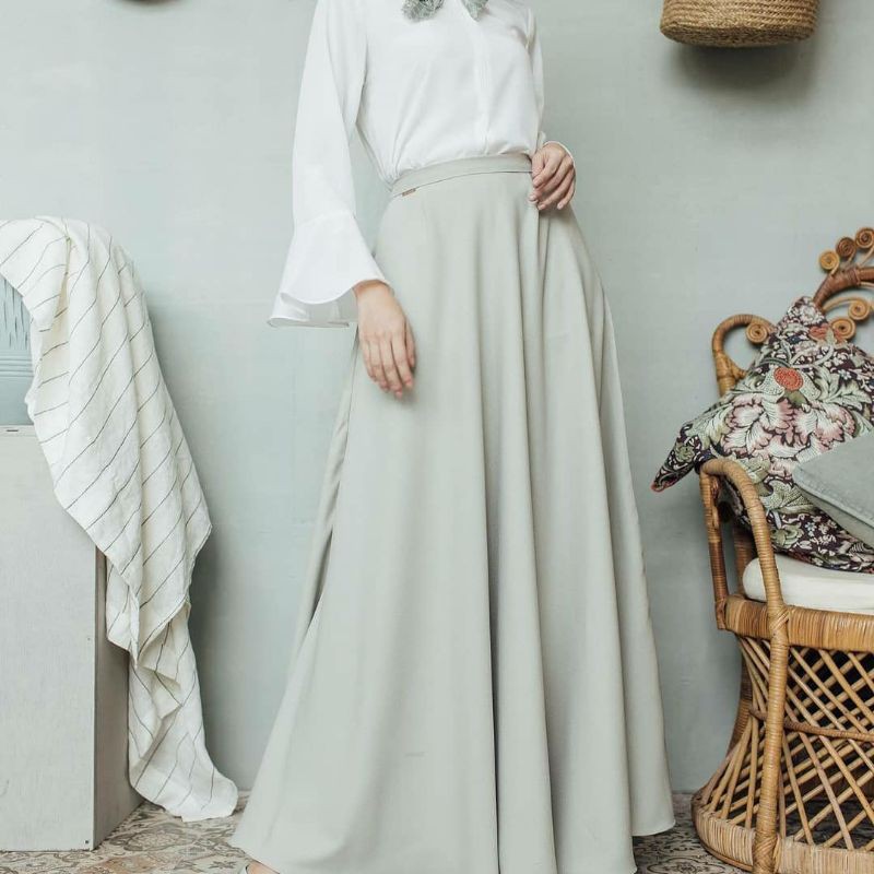 Gianna Skirt by Wearing Klamby - Gleam