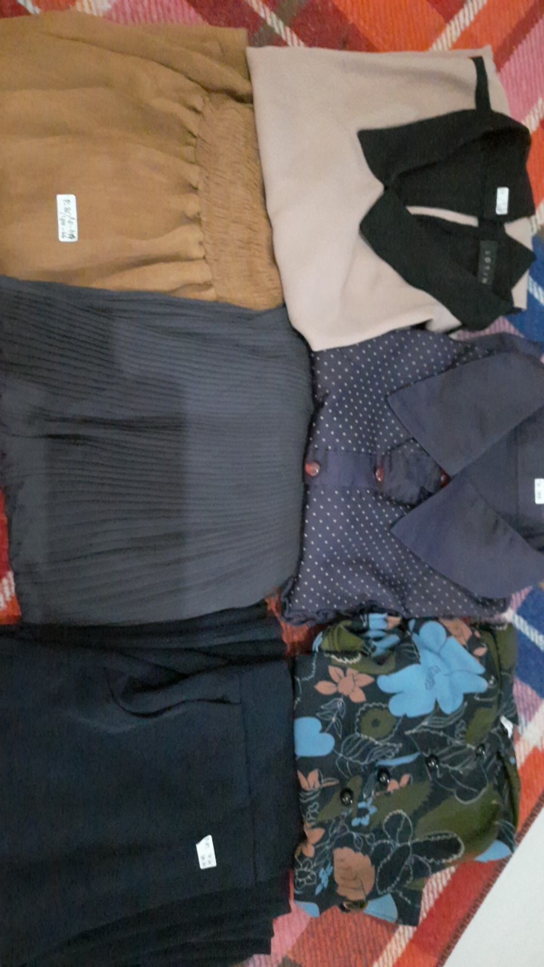 (4) Kemeja Thrift Preloved Under 40 Murah Meriah
