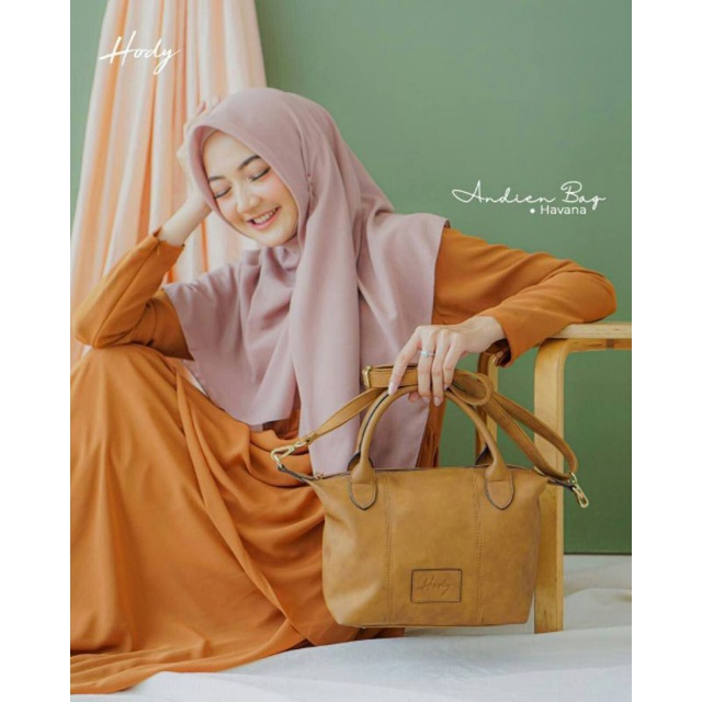 Andien bag by hody