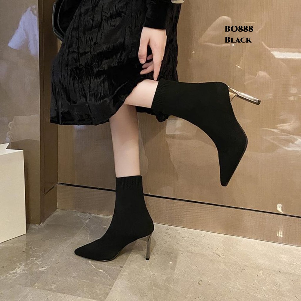 WYN SEPATU HEELS BOOTS ALA KOREA BO888