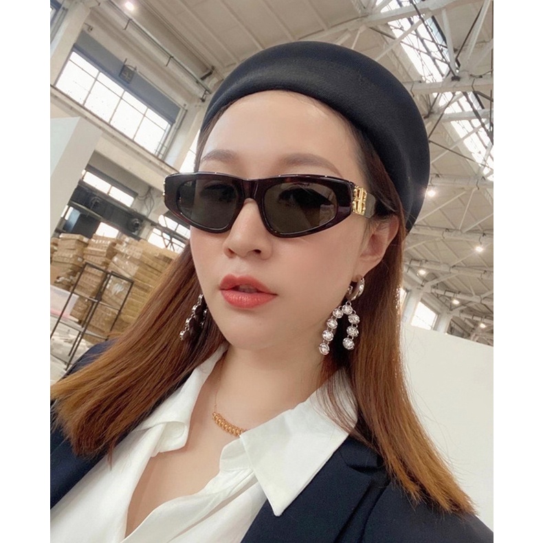 2022 Kacamata Hitam Wanita Model Cat Eye Retro Frame Kecil