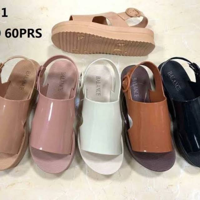 sepatu sandal balance