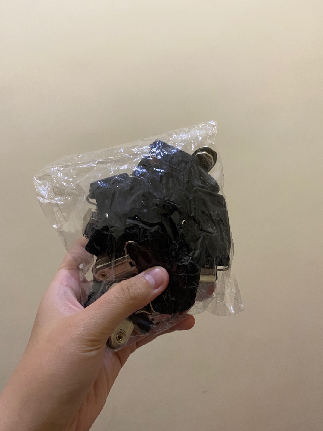 Penjepit Sprei Dengan 3 Kaki Penjepit / Bed Sheet Grips Besi - Sheet Gripper Kait Ujung Sprei