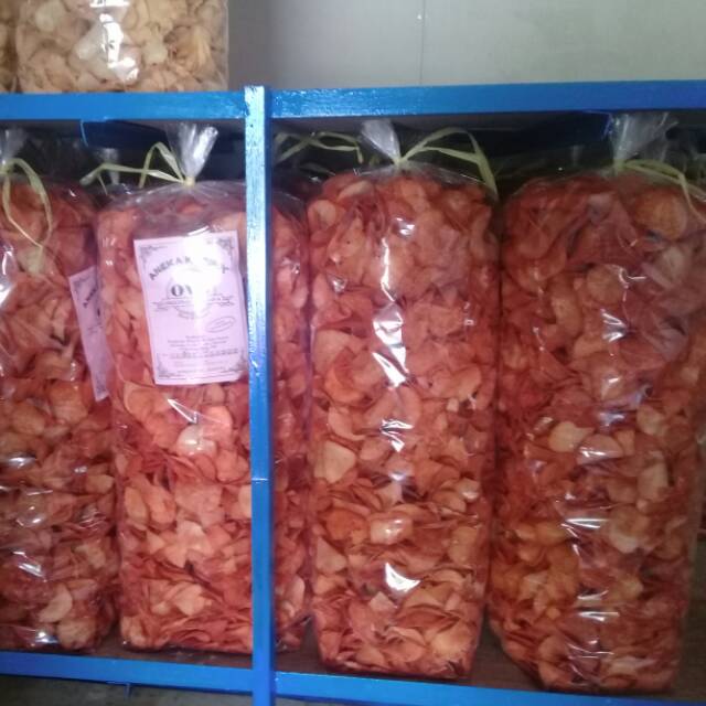 

Keripik Singkong/Keripik Singkong Pedas/Keripik Pedas/Keripik Singkong Pedas Bumbu Kering/Kripik