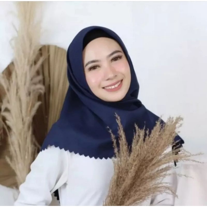 HIJAB VOAL LASERCUT AZARA JILBAB SEGIEMPAT POLOS UKURAN 110X110CM KERUDUNG MUSLIM IMPOR