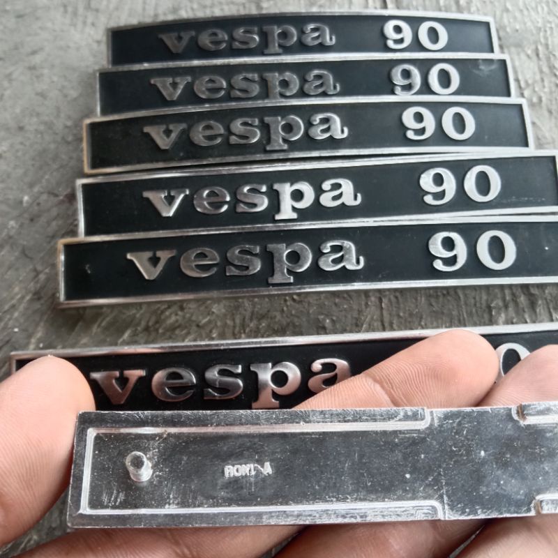emblem belakang vespa pts special nos bomisa