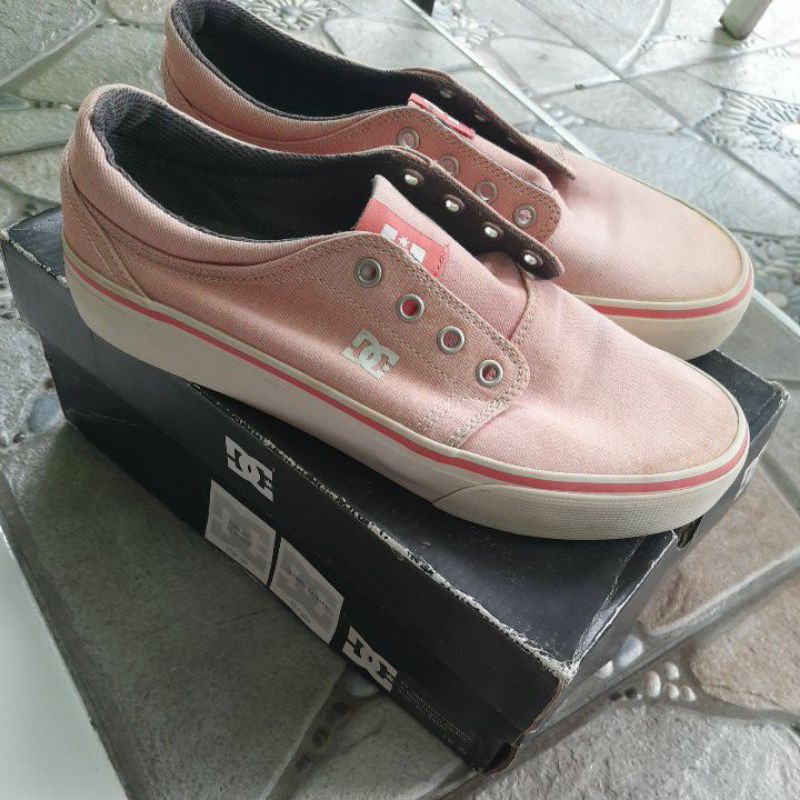 Sepatu DC Shoes