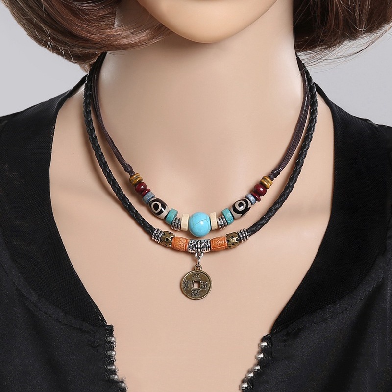 Kalung Choker Rantai Klavikula Tali Kulit Liontin Koin Lapisan Ganda Kreatif Untuk Pria Dan Wanita