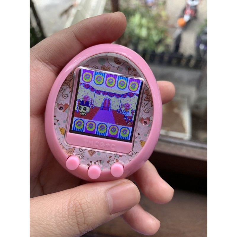 QPET tamagotchi colour