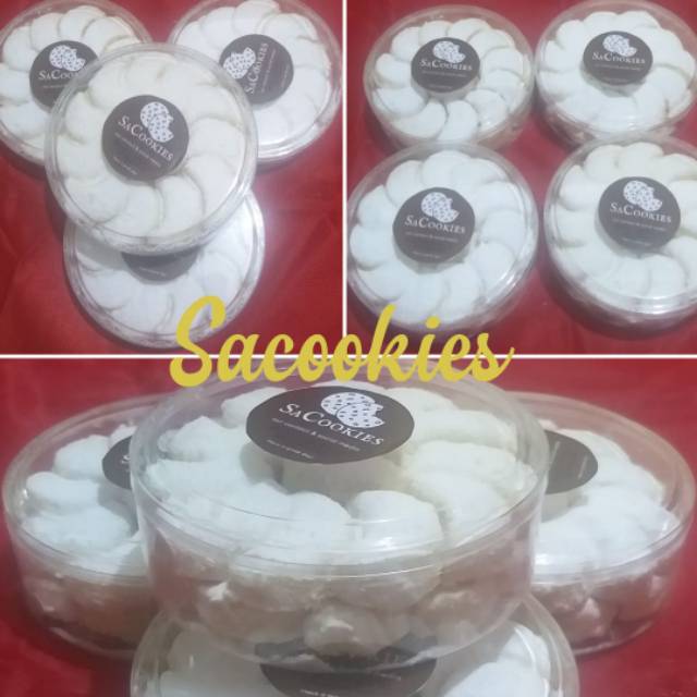 

Kue salju