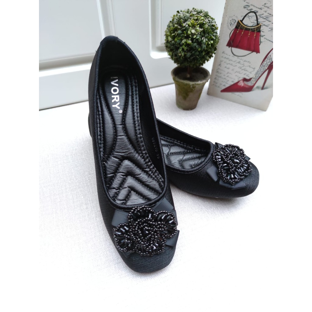 IVORY - Sepatu Wanita Flat Fashion Import Satin 993-E10