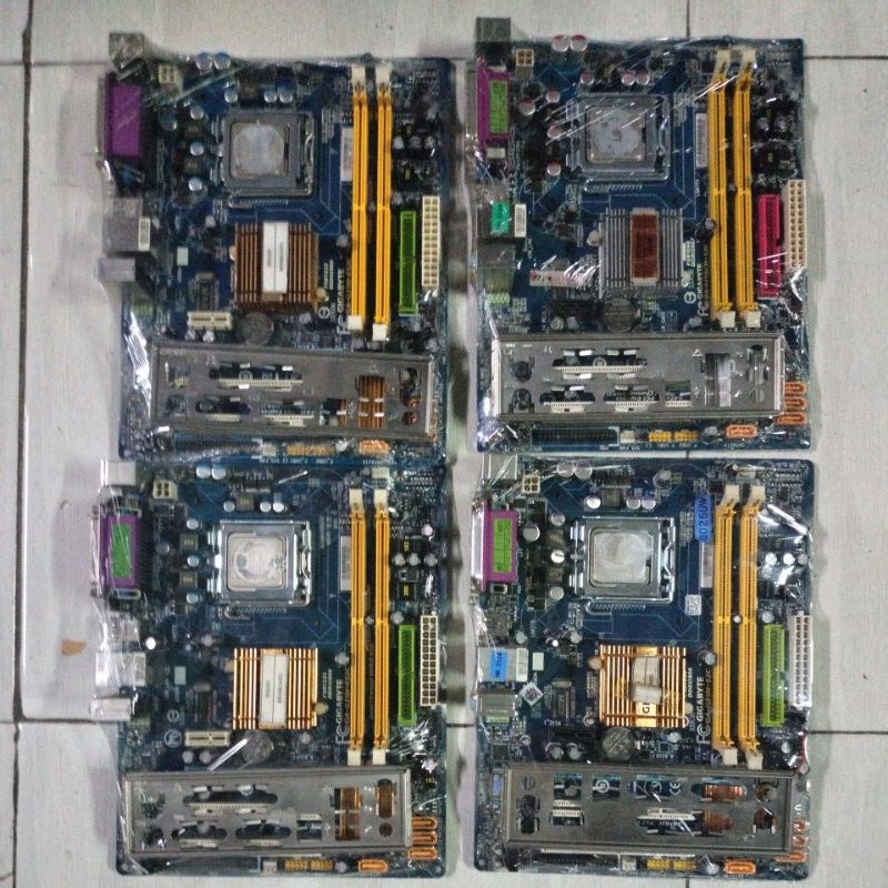 Paket motherboard Core2duo ram 4gb hardisk 160gb siap rakit ke casing