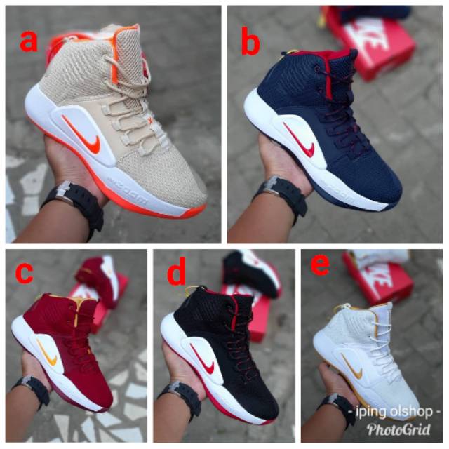 sepatu basket hyperdunk