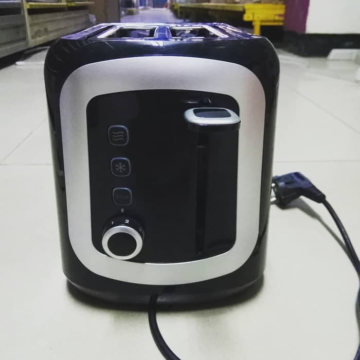 TOASTER ELECTROLUX PEMANGGANG ROTI ETS 3505