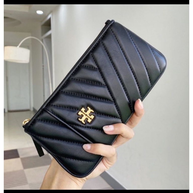 Tory Burch Kira Chevron Phone Wallet Black
