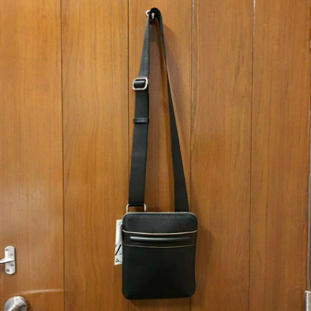 ZARA MAN Sling Bag Tas Selempang Pria Hitam Black ORIGINAL