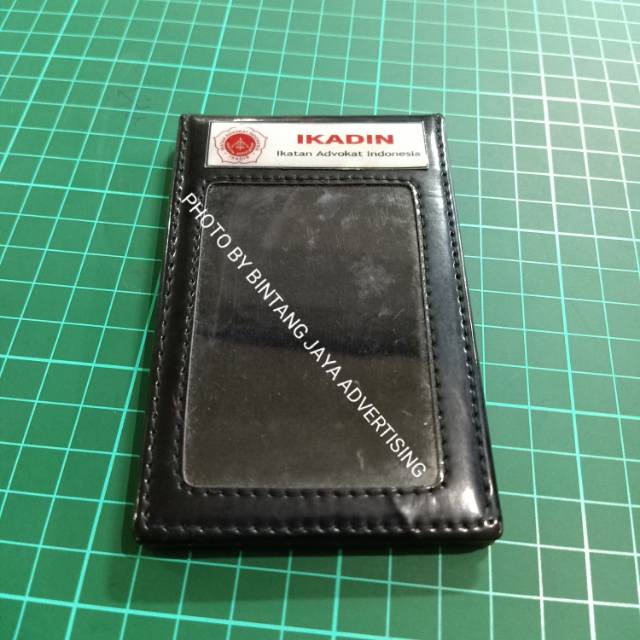 

ID CARD SAKU HITAM GLOSSY LOGO IKATAN ADVOKAT INDONESIA (IKADIN)