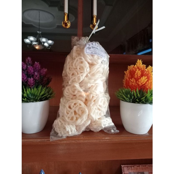 

KRUPUK UYEL RASA IKAN (110 gram)