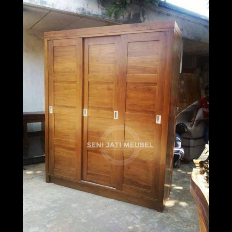 Lemari kayu Jati Pintu 3 sliding minimalis