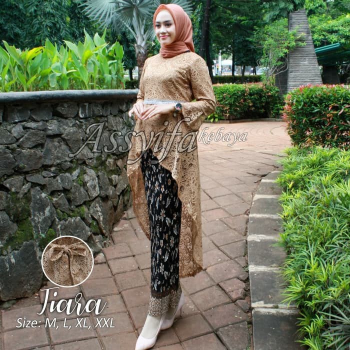 set kebaya tiara plus rok plisket terbaru