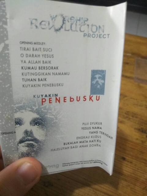 Kaset Pita Worship Revolution Project Kuyakin Penebusku Rohani Kristen Shopee Indonesia