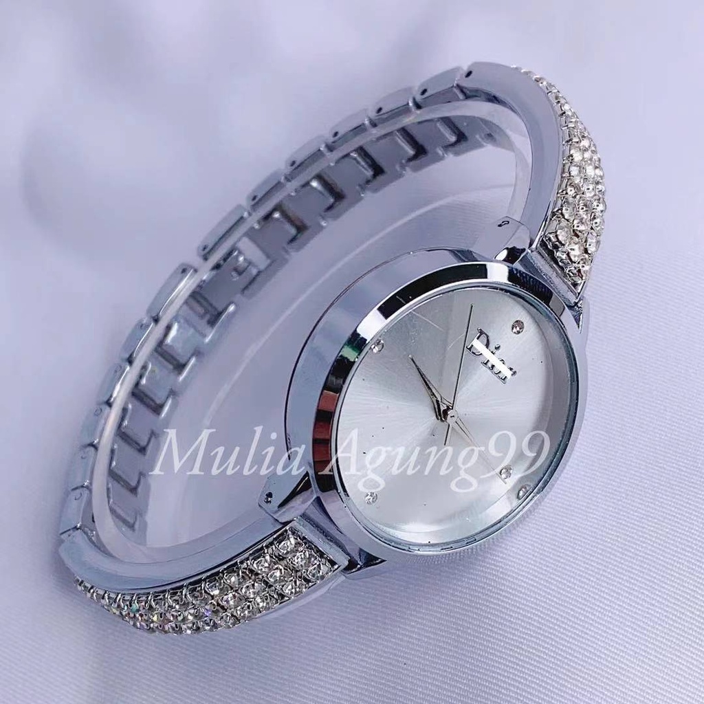 Jam Tangan Wanita Terbaru Rantai Plat Diamond Desain Mewah