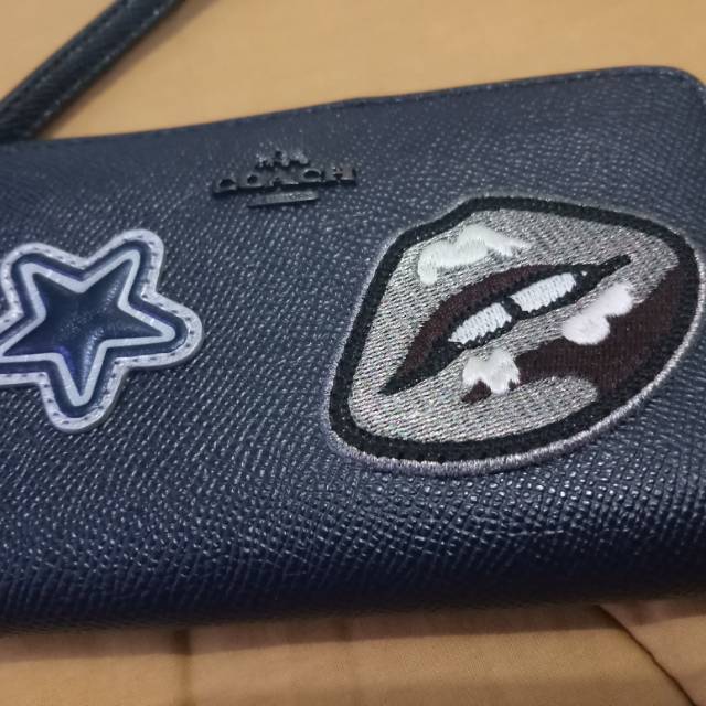 Dompet medium coach uthentic