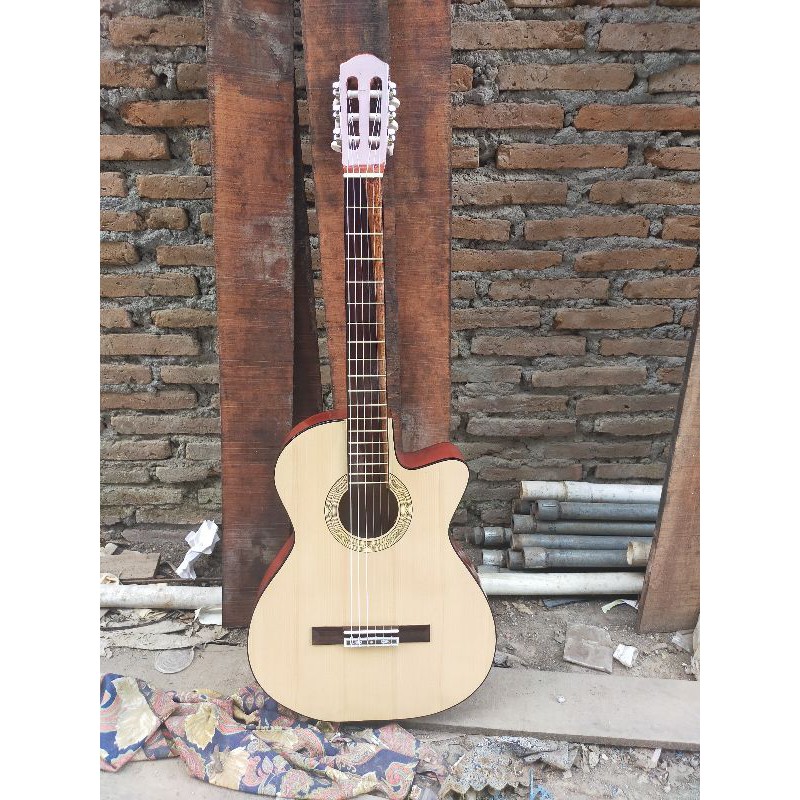 diskon gitar akustik yamaha klasik c15 custom senar import tanem besi ongkir cargo termurah