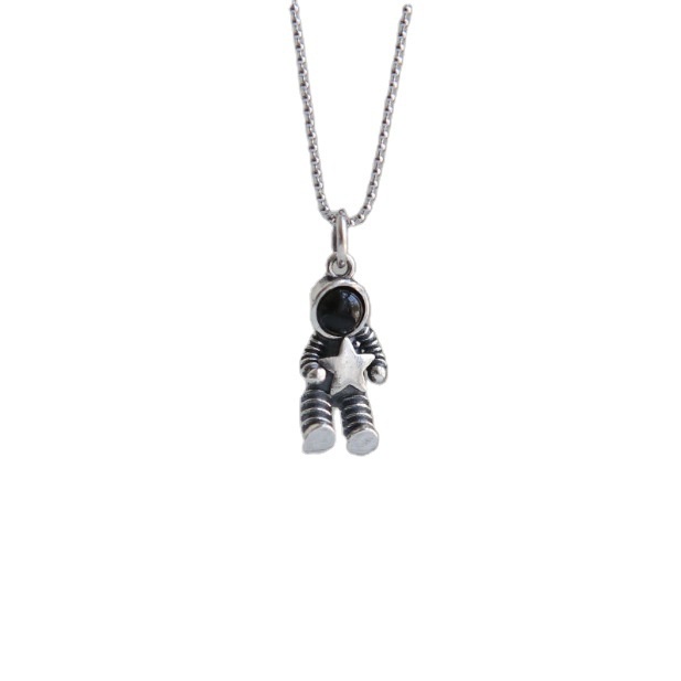 Kalung Liontin Astronot Bahan Alloy Warna Silver Untuk Wanita