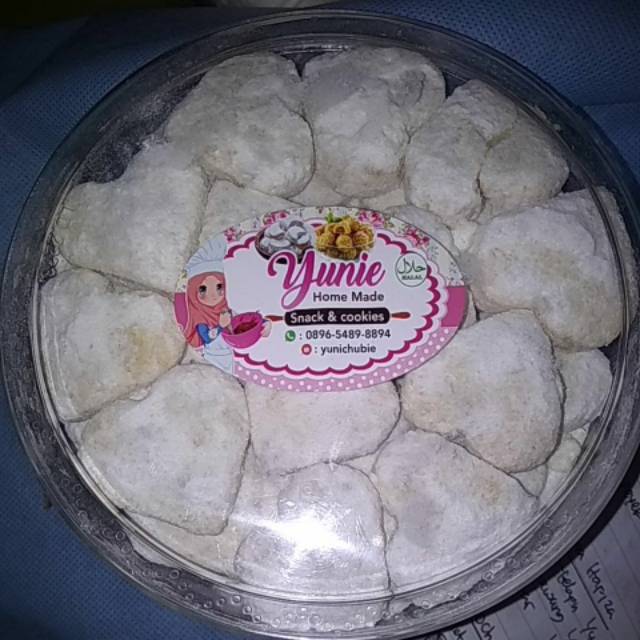 

KUE PUTRI SALJU LUMERRRR di MULUTTTT....