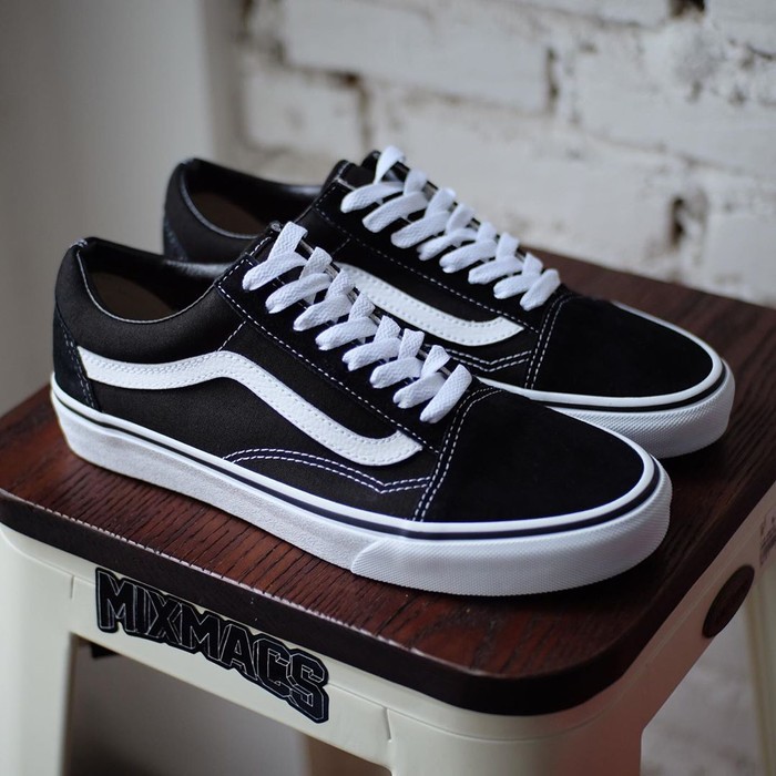 Terlaris VANS OLD SKOOL BLACK WHITE VANS OLD SCHOOL 8 HOLE ORI100%PREMIUM VANS OLD SKOOL BLACK WHITE