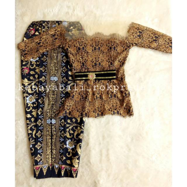 SET KEBAYA BALI KEBAYA MURAH KEBAYA WISUDA BALI