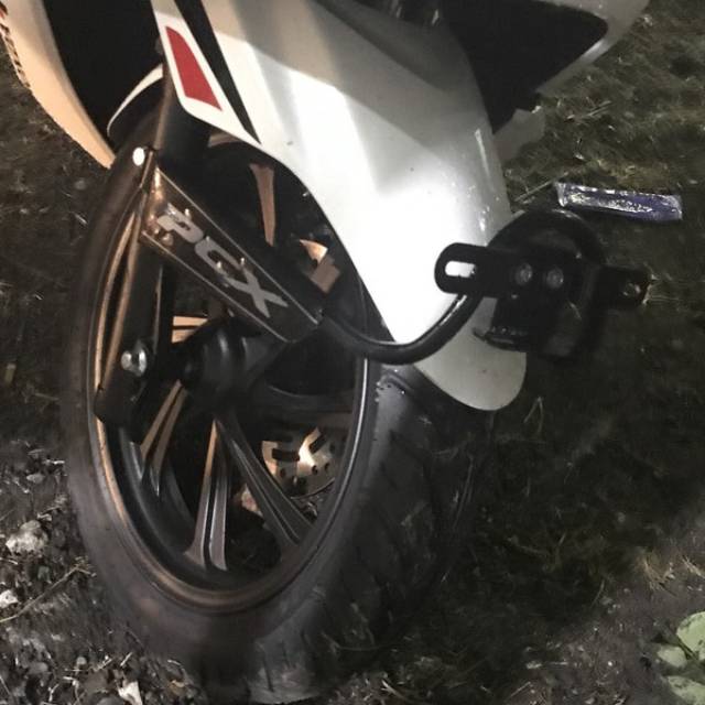 Bracket plat nomor pcx lokal 150 dudukan plat nomor pcx lokal