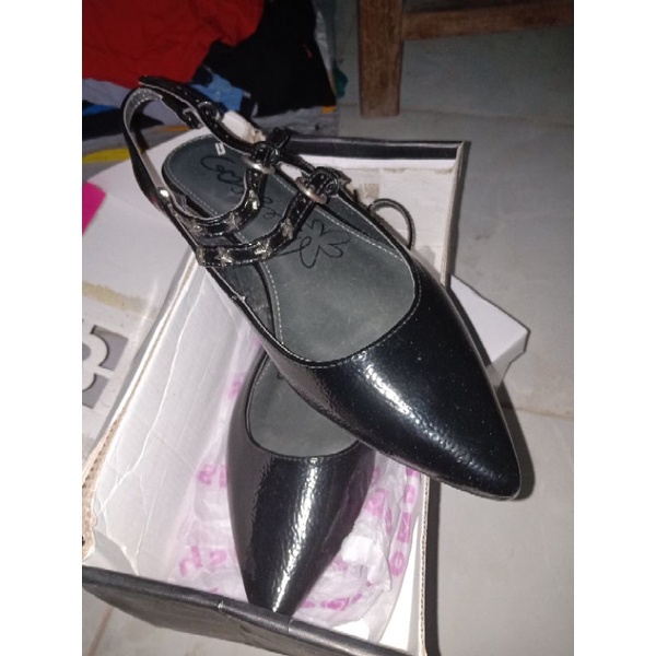 NEWSEPATU GOSH FLAT SHOES