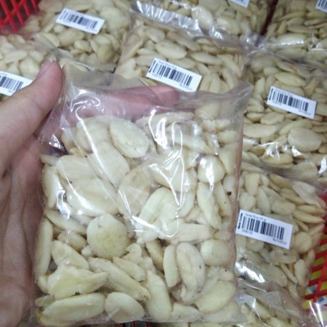 

Kacang Kenari 100 gr / Kenari Mentah / Raw Walnut / Utuh Kupas / Whole Peeled