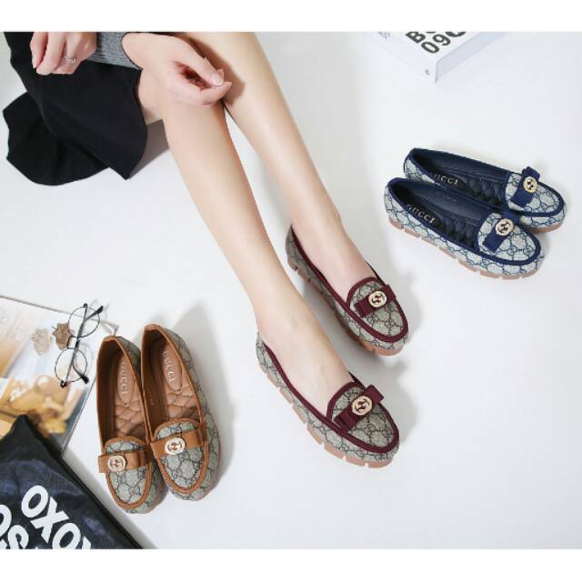 Sepatu gucci rubber (A25)