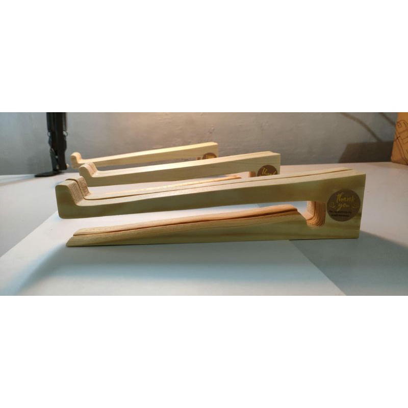 Stand Kayu Laptop Aesthetic 5cm Penyangga Laptop Meja Belajar Hp Ipad Netbook Kayu Pine Wood Eropa