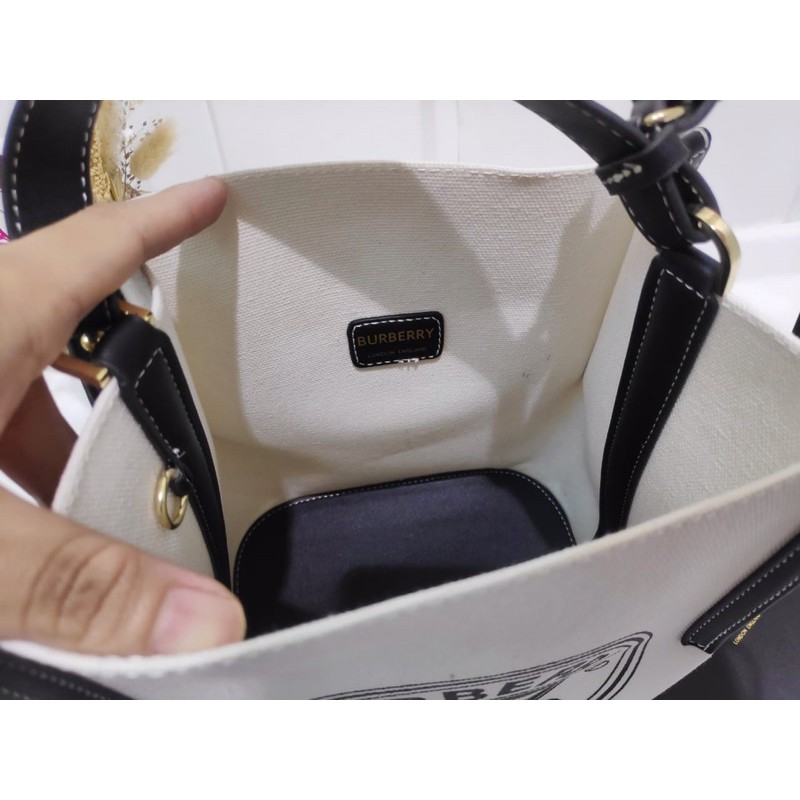 Jual BURBERRY SMALL PENNY LOGO TOTE BAG | Shopee Indonesia