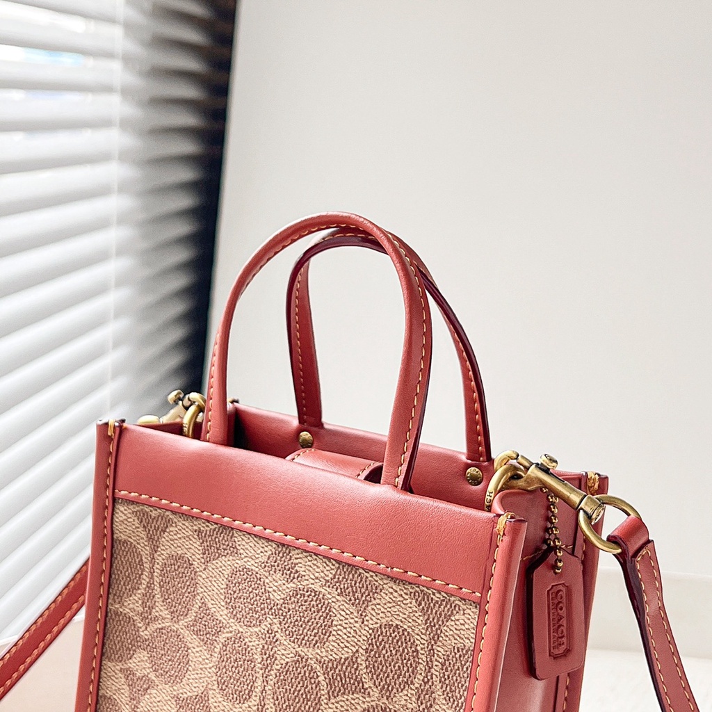 TAS WANITA SELEMPANG TRAVELBAG C5277 MINI Cashin Tote In Signature Canvas