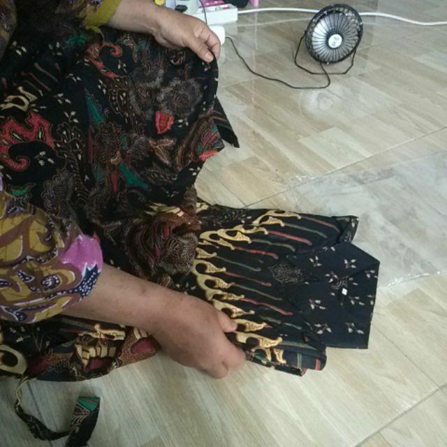 Batik Couple Keluarga Sania Ruffle Ori Ndoro Jowi Dnt Motif Singa Gold Termurah Di Shopee Sarimbit