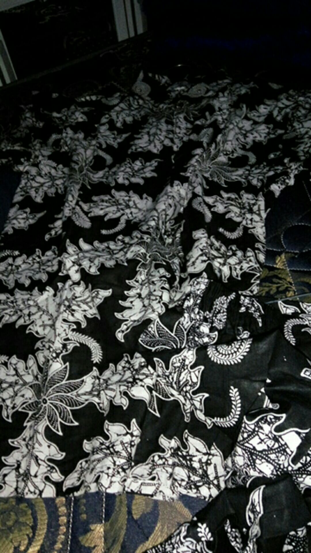 Maura Couple - Sania Ruffle Batik Couple