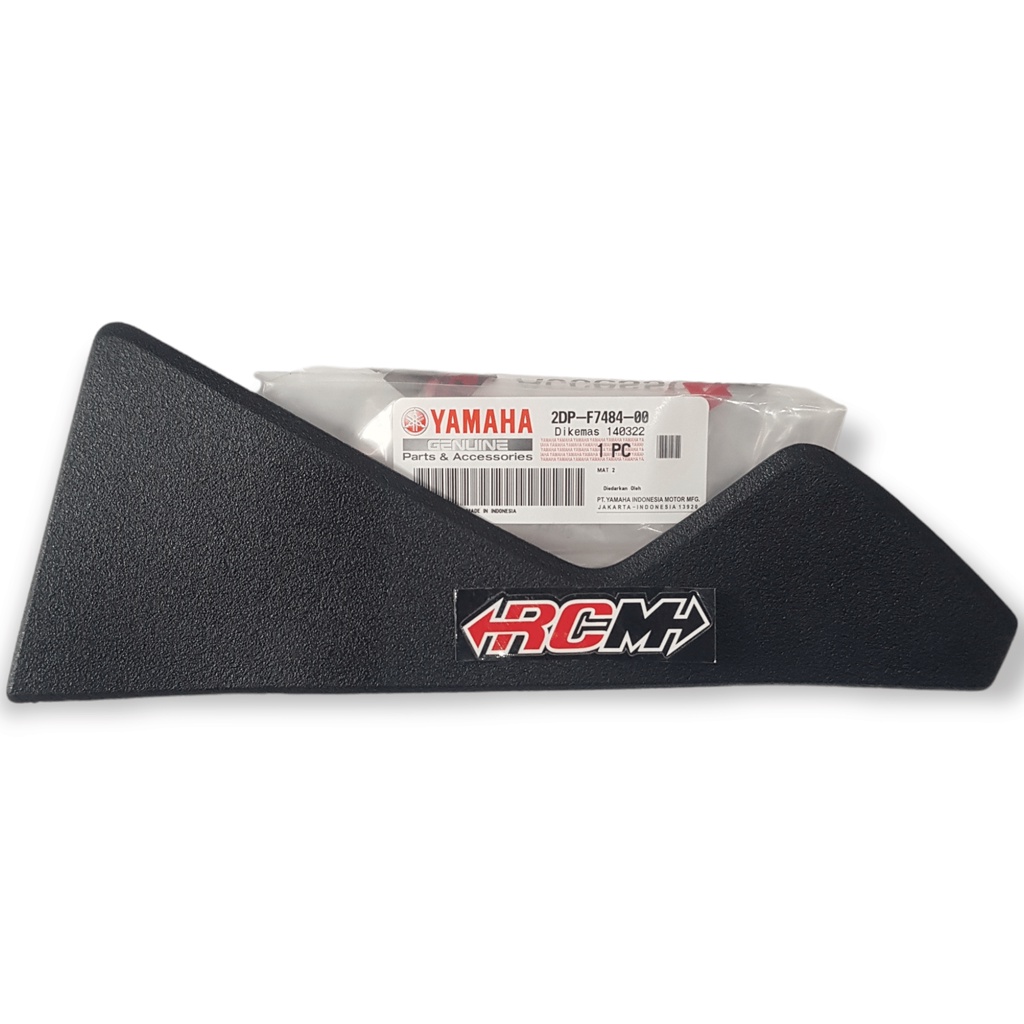 KARPET KARET MAT PIJAKAN INJAKAN TATAKAN KAKI DEPAN KANAN ATAS NMAX N-MAX N MAX ORI ORIGINAL YAMAHA YGP ASLI 2DP-F7484-00
