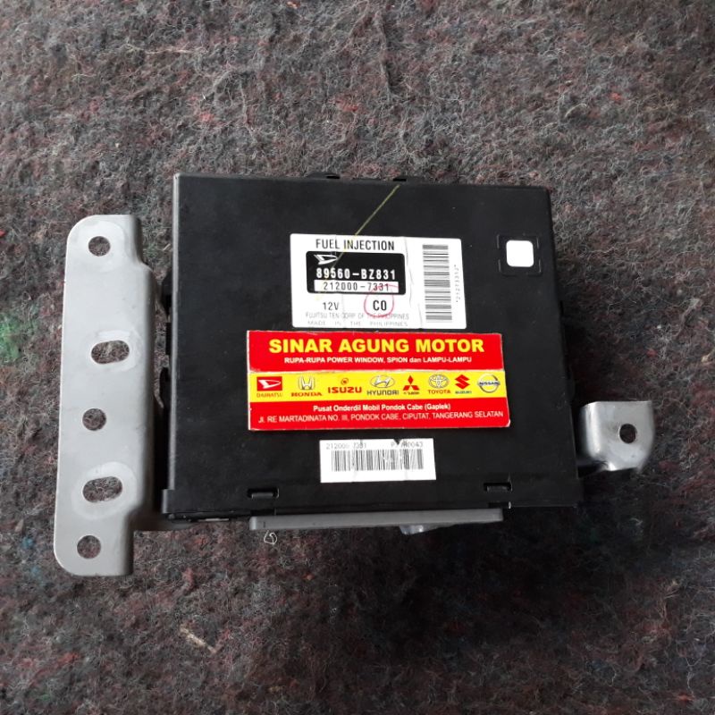 ECU Engine Control Unit Daihatsu Xenia 1.0 "89560-BZ831"