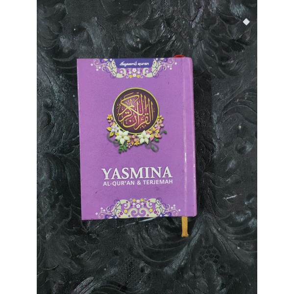 

Yasmina Al Qur'an terjemah hc b6