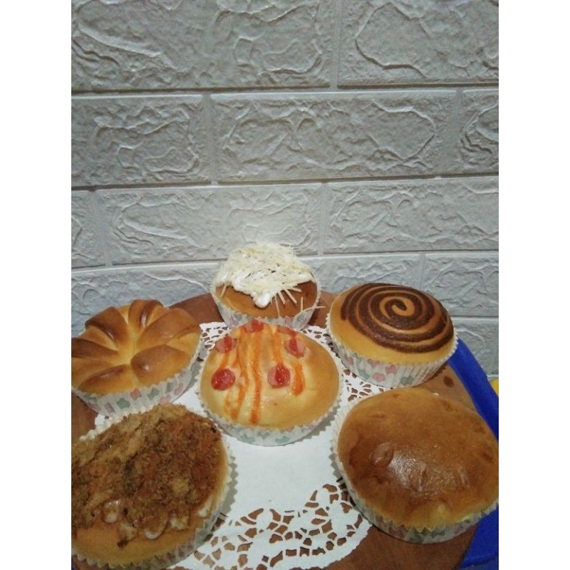 

roti manis cup (butter cup bread)